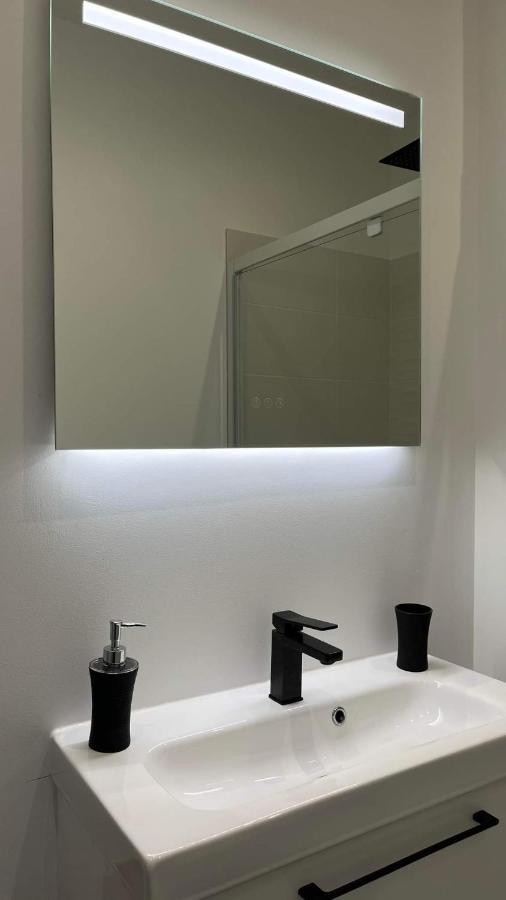 Dautresire Apartment เลอเทรปอร์ ภายนอก รูปภาพ